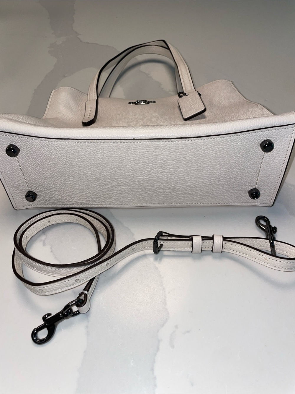 Coach Charlie Carryall 29529 off white leather bag. - Picture 8 of 10